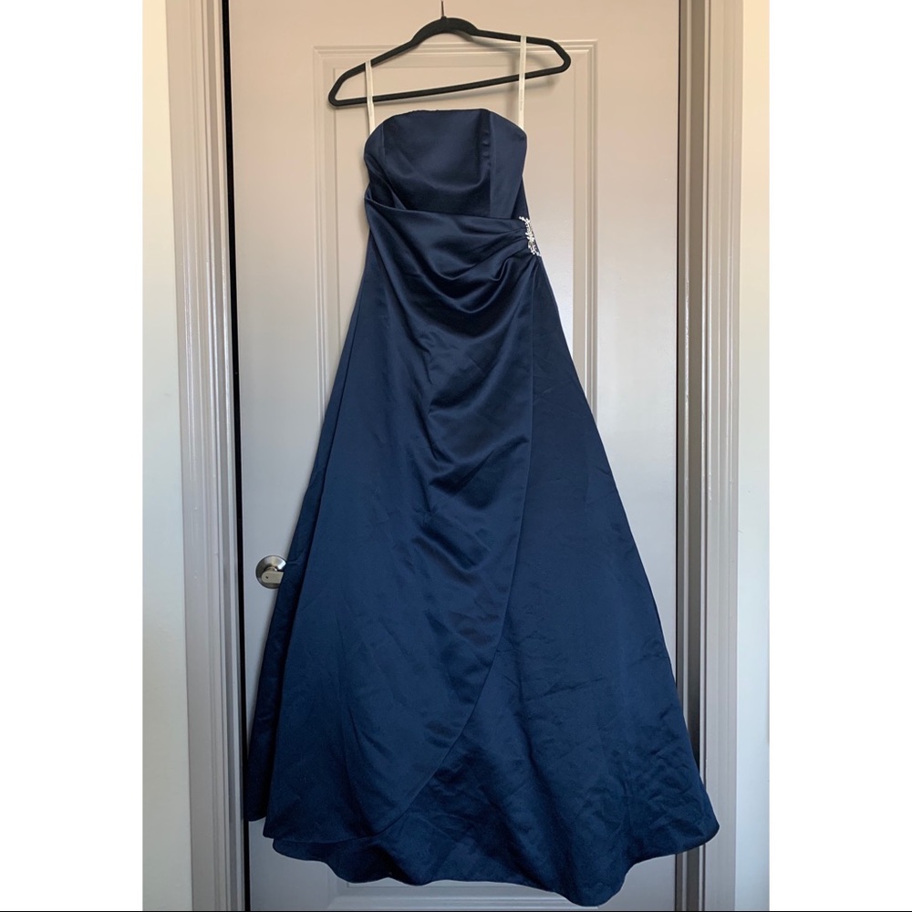 David’s Bridal Bridesmaid Dress, A-Line, Navy